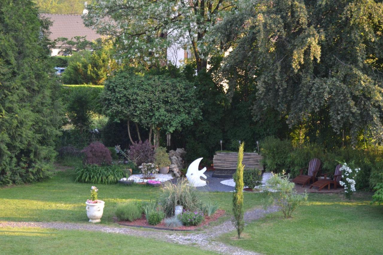 Au Temps Suspendu Bed & Breakfast Champagney Exterior photo